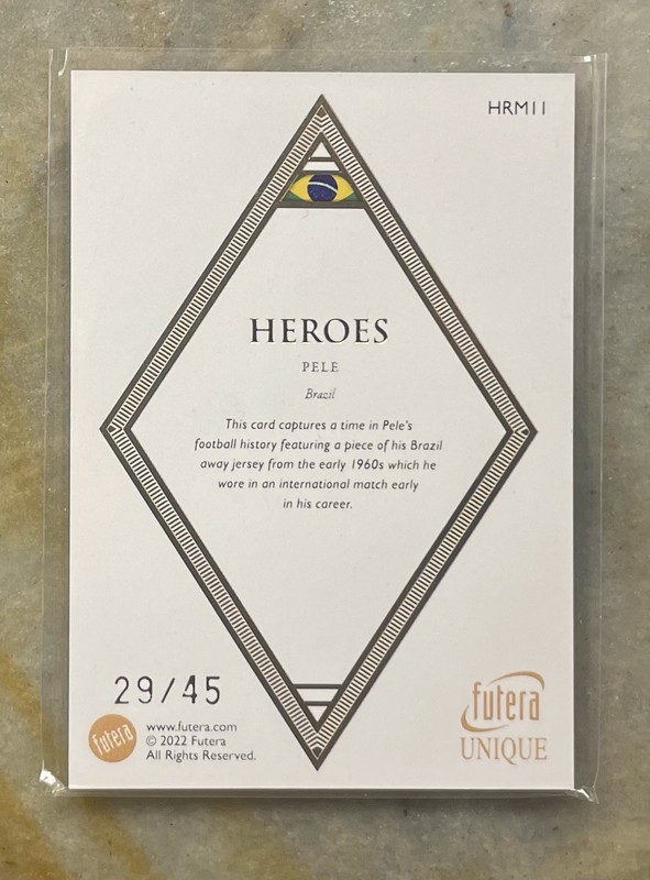 Pele Match-Worn Game-Used Relic Mem 🇧🇷 2022 Futera Unique Heroes #d /45 view 2