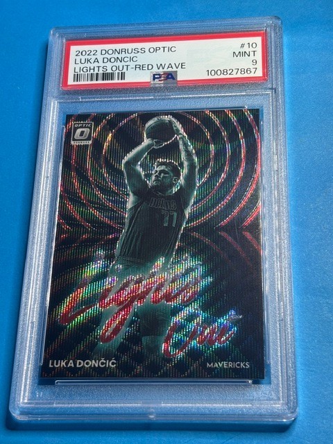 2022 Donruss Optic Lights out Red Wave Luka Doncic PSA 9