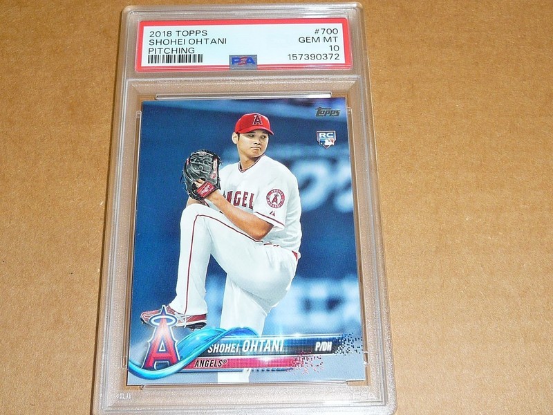 2018 Topps SHOHEI OHTANI PITCHING RC/ROOKIE ANGELS DODGERS #700 PSA 10 GEM (READ