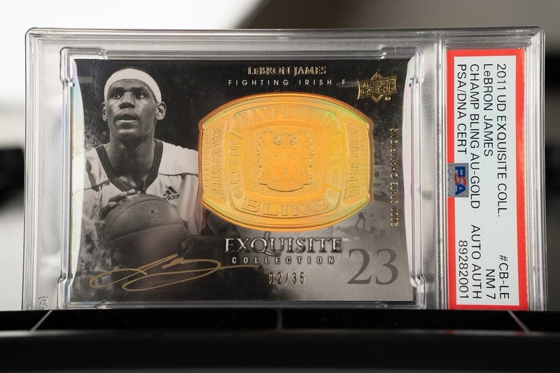 UD 2011 POP 1 AUTO Exquisite LeBron James CB-LE Championship Bling Gold PSA/DNA
