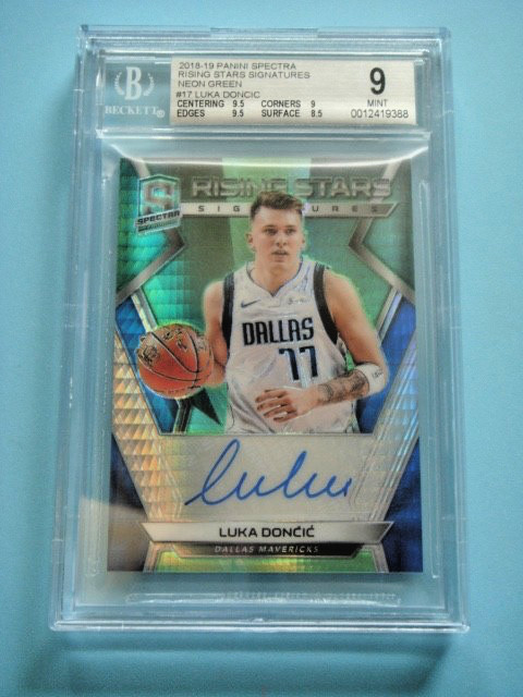 2018/19 Panini Spectra Luka Doncic Rising Stars RC Auto Neon Green #45/49 BGS 9