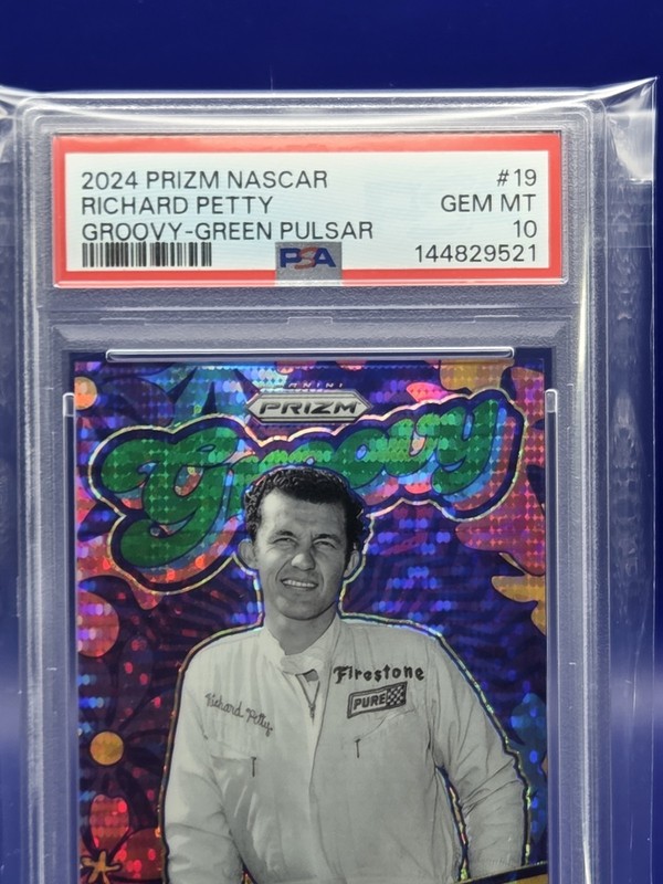 2024 Prizm Nascar Kyle Petty Sports Card. Groovy Green Pulsar Serial /25 PSA 10 view 2