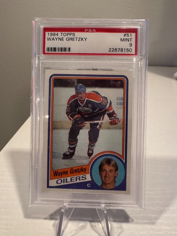 1984 Topps - Wayne Gretzky #51 - PSA 9 MINT 