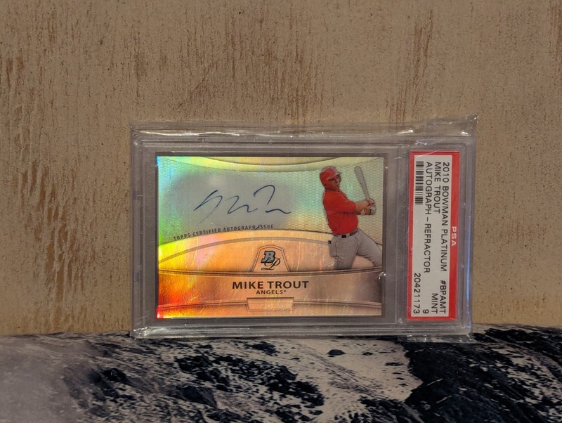 2010 BOWMAN PLATINUM MIKE TROUT AUTO - REFRACTOR - PSA 9 MINT