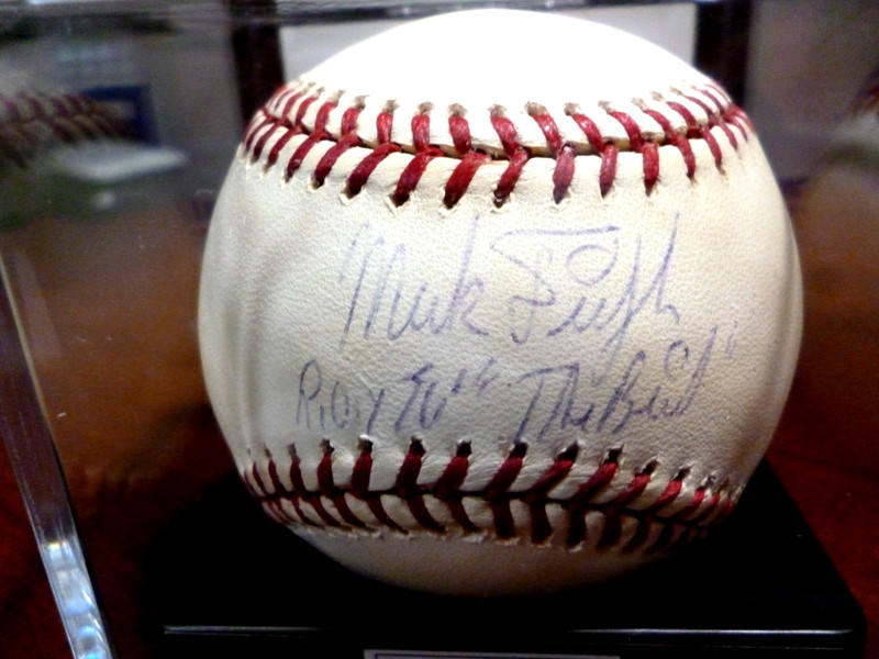 PSA / DNA - MARK FIDRYCH - "ROY 76"- "The Bird" Signed Baseball Autograph Ball view 2
