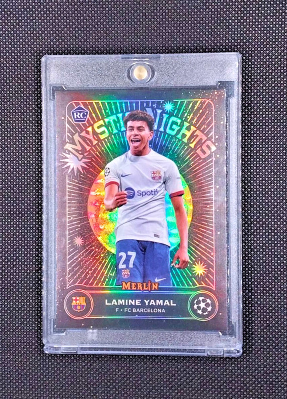 RARE LAMINE YAMAL ROOKIE 2023-24 Topps Merlin UCC Mystic Nights Refractor #MN-8