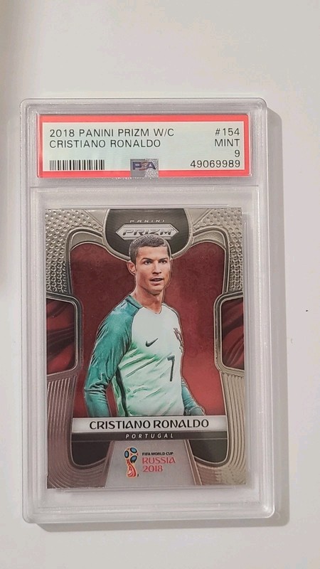 2018 Panini Prizm World Cup - Cristiano Ronaldo #154 - PSA 9 MINT