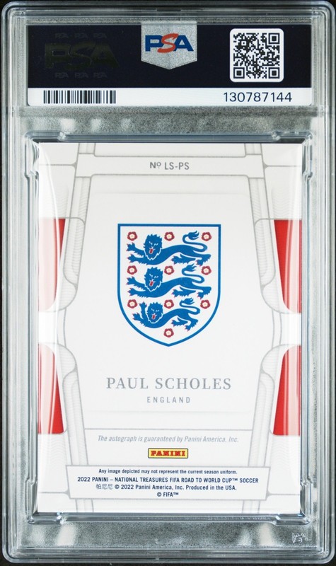 2022 Panini National Treasures Road to FIFA World Cup Paul Scholes Auto /25 view 2