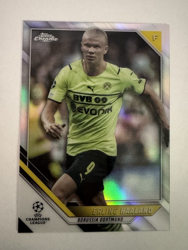 2021-22 Topps Chrome UCL - Erling Haaland #200 Refractor
