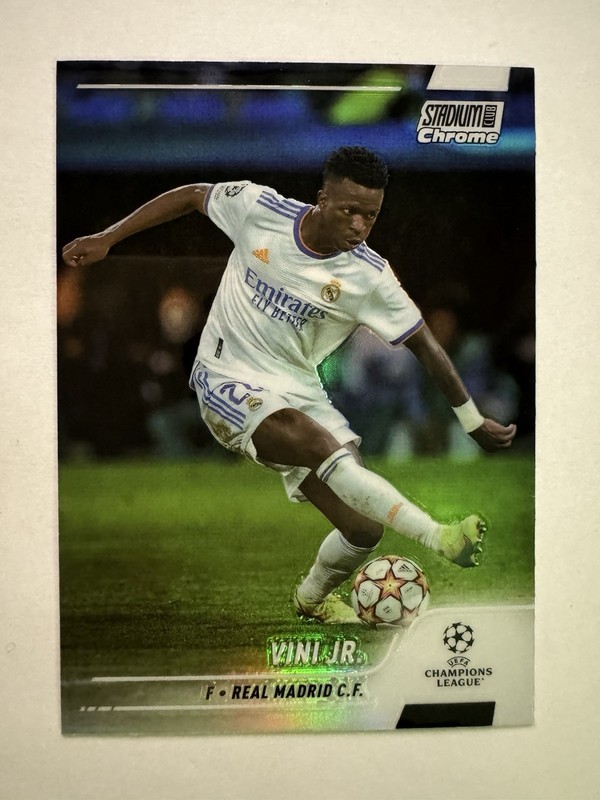 2021-22 Topps Stadium Club Chrome - Vinicius Junior - Vini Jr - #33 - Refractor