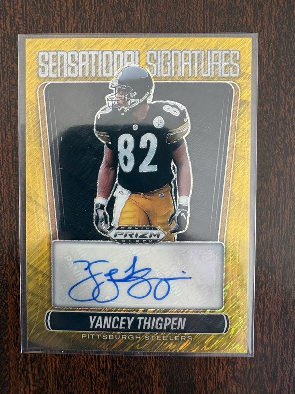 2025 Panini Prizm Black Yancy Thigpen Gold Shimmer Auto /10 view 1
