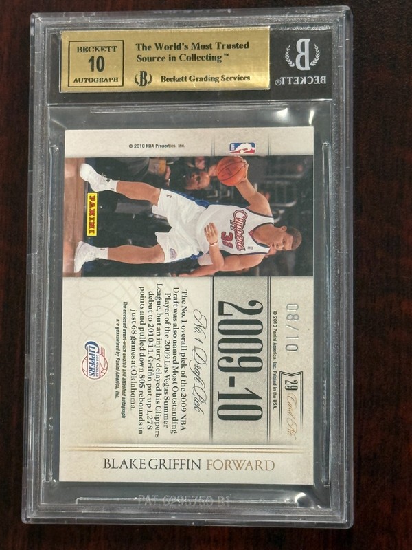 2009-10 National Treasures Blake Griffin Material Patch AUTO /10 BGS 9.5 10 AUTO view 2