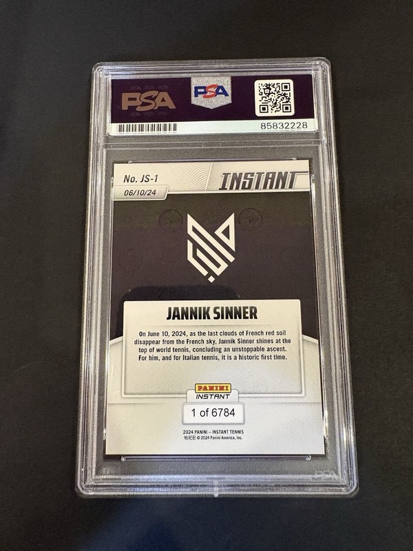 Jannik Sinner Signed Rookie Card PSA/DNA Auto Tennis Roland Garros Italy ATP view 2