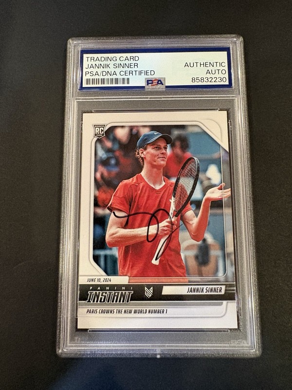 Jannik Sinner Signed Rookie Card PSA/DNA Auto Tennis Roland Garros Italy ATP