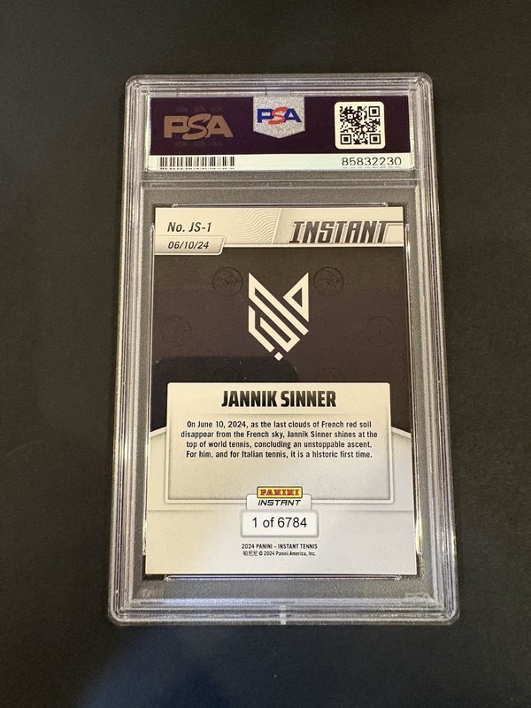 Jannik Sinner Signed Rookie Card PSA/DNA Auto Tennis Roland Garros Italy ATP view 2