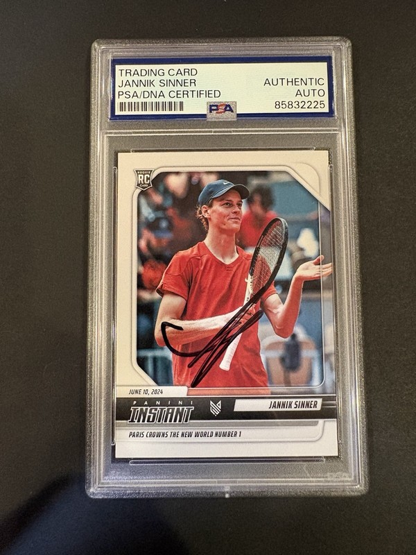Jannik Sinner Signed Rookie Card PSA/DNA Auto Tennis Roland Garros Italy ATP