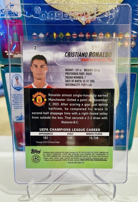 2021-22 Topps Stadium Club Chrome UCL - #7 Cristiano Ronaldo Green Refractor/150 view 2