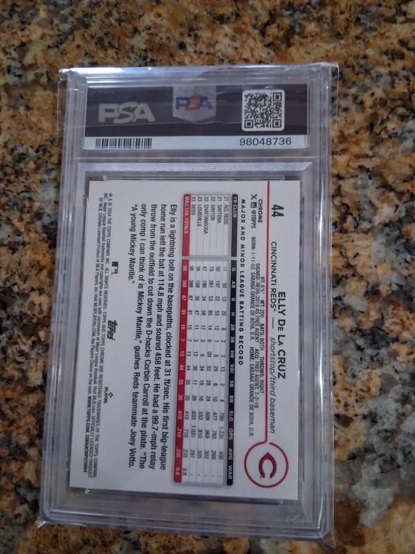 2024 Elly De La Cruz Topps Chrome Pink Refractor PSA 9 RC view 2