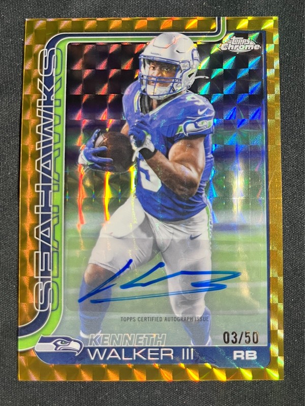 2025 TOPPS CHROME KENNETH WALKER GOLD AUTO /50 SHIMMER PRIZM MAHOMES NEW RB🔥