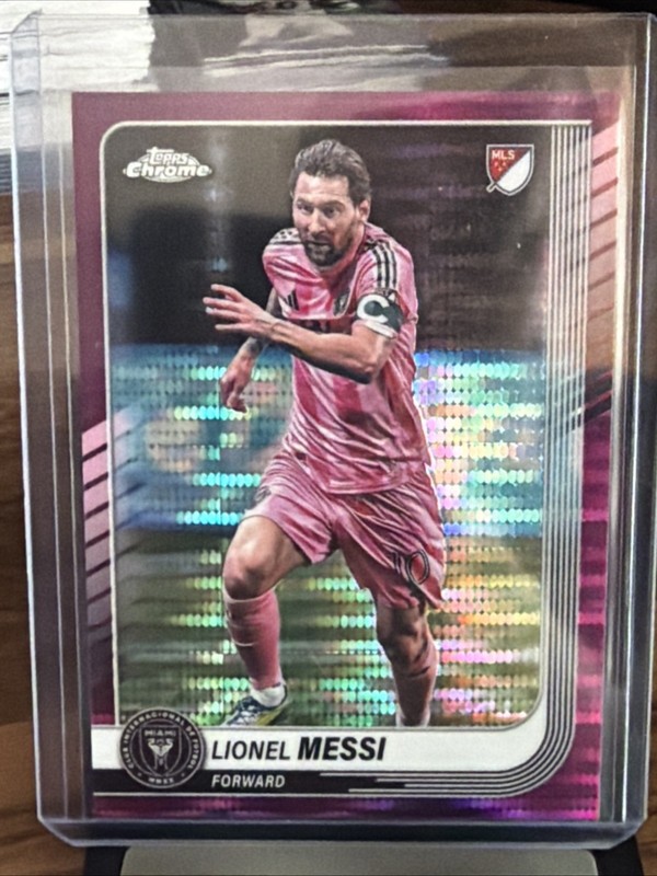 2025 Topps Chrome MLS Magenta Pulsar Lionel Messi #10 Inter Miami CF