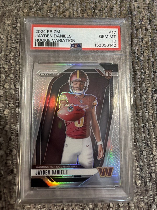 2024 Panini Prizm Rookie Variation Jayden Daniels #17 PSA 10
