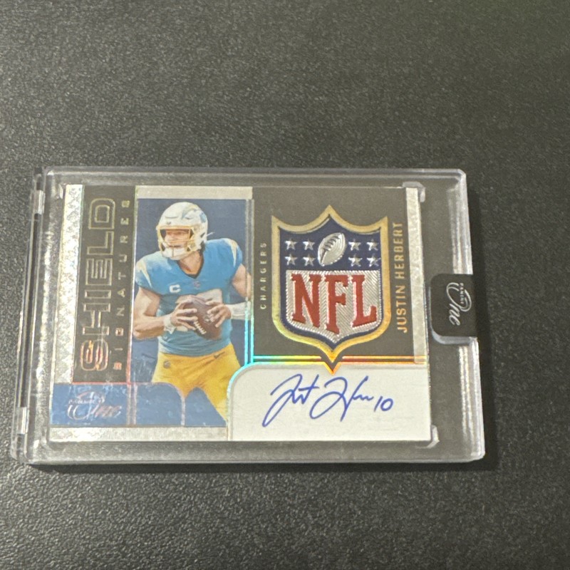 2022 Panini One Football Justin Herbert Shield Signatures 1/1 Auto NFL Shield 