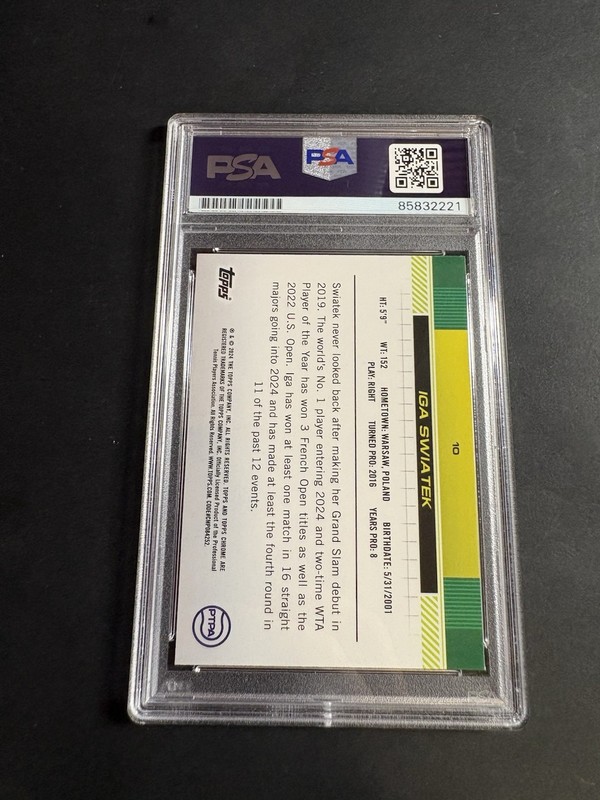 Iga Swiatek Signed Topps Chrome Card PSA/DNA Auto WTA Tennis Roland Garros view 2