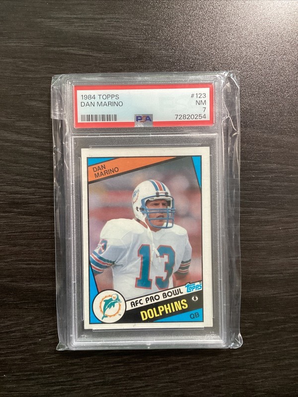 1984 Topps - Dan Marino #123 (RC) PSA NM-7 Miami Dolphins 