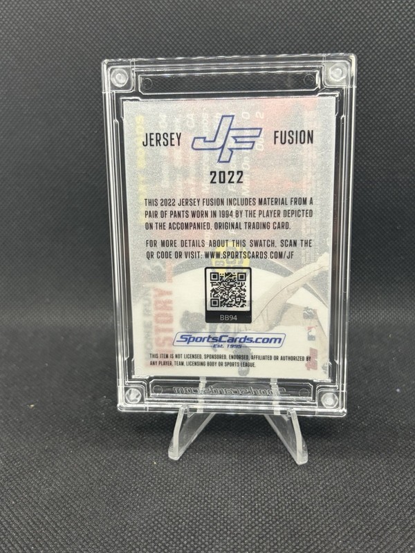 Jersey Fusion 2022 Home Run History #BB94 Barry Bonds Game Used Swatch view 2