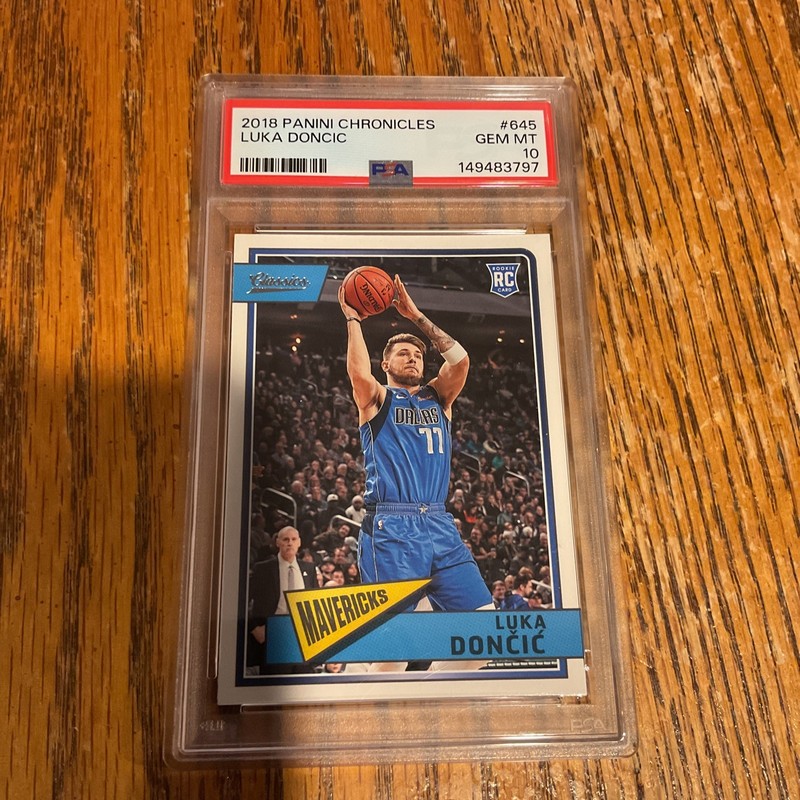 LUKA DONCIC 2018 PANINI CHRONICLES #645 CLASSICS ROOKIE RC PSA 10 GEM MAVERICKS