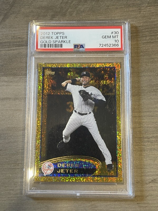 2012 Topps Derek Jeter #30 Gold Sparkle New York Yankees PSA 10 Gem Mint 💎