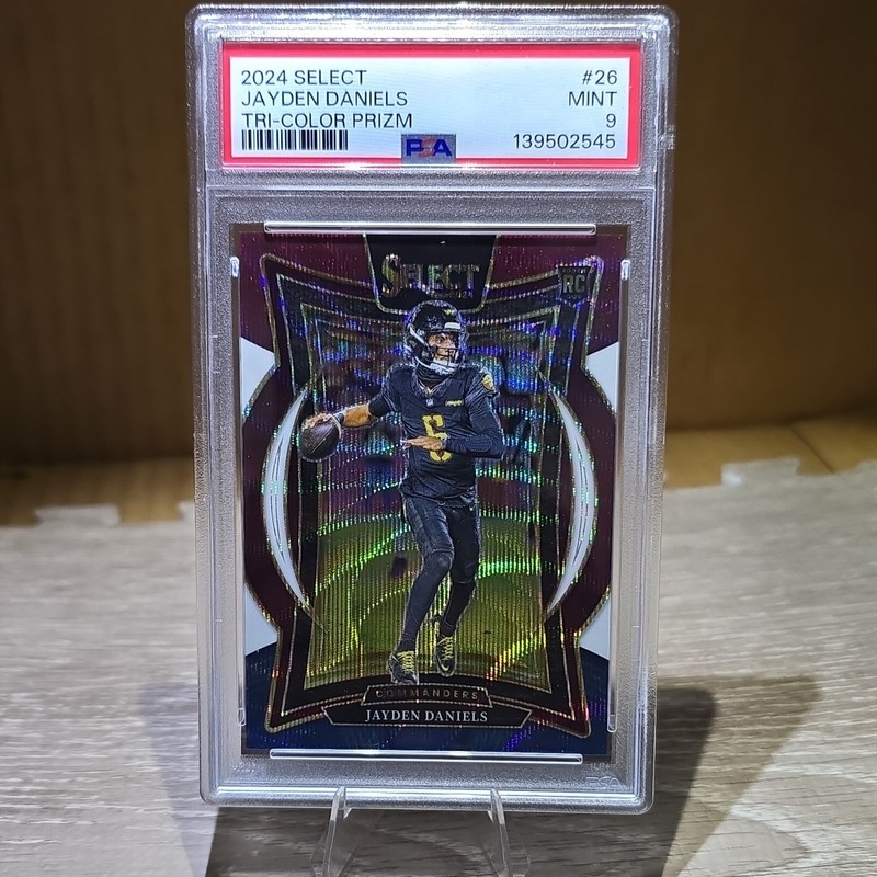 2024 Panini Select Concourse Jayden Daniels Tri-Color Prizm RC /299 #26 PSA 9