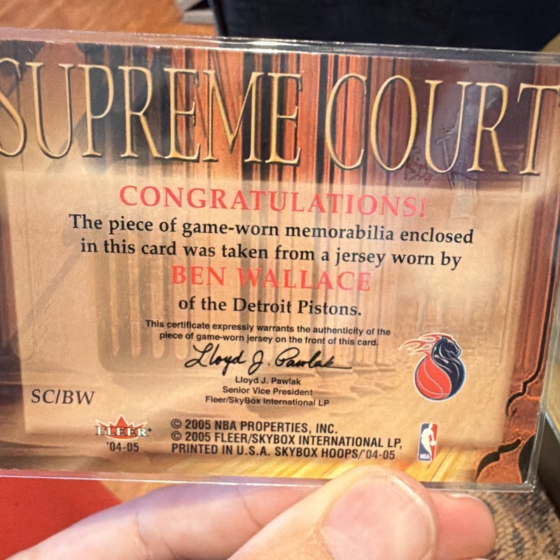 Ben Wallace Detroit Pistons NBA Supreme Court SkyBox Hoops Game-Used Jersey Card view 2