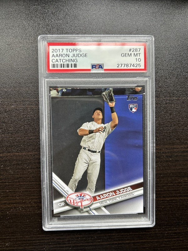 💥2017 Topps - Aaron Judge RC Rookie Catching #287 - PSA 10 GEM MINT