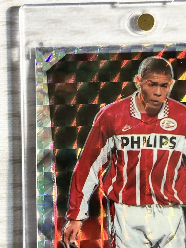 2025-26 FIFA Prizm Soccer - Ronaldo #23 - 2015 Flashback! Mosaic Prizm view 2
