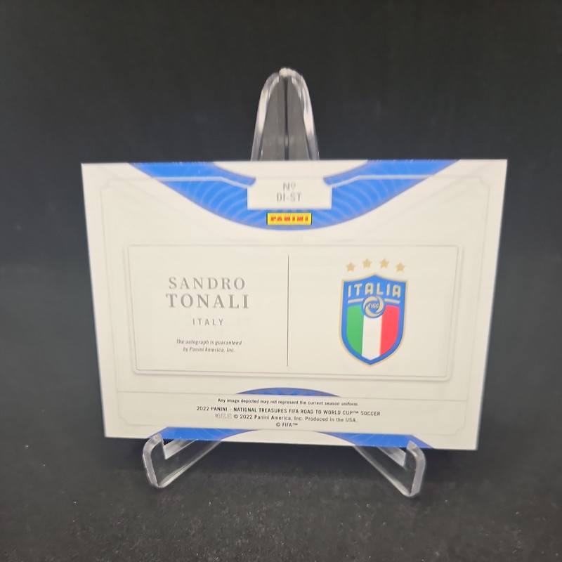 2022 National Treasures Road to FIFA World Cup /99 Sandro Tonali Auto DI-ST view 2