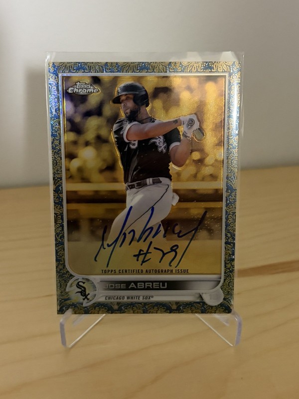 2022 Topps Chrome Gilded Jose Abreu Mini Diamond Gold Etch Refractor /50 Auto