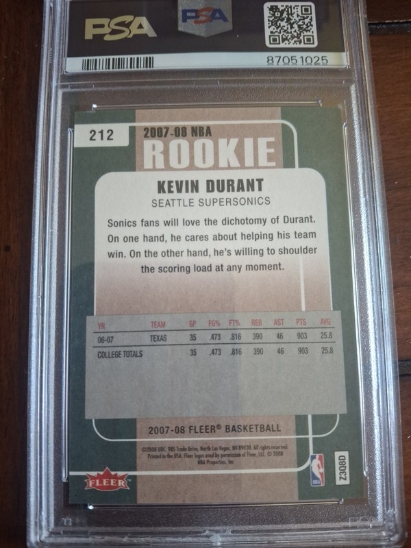 2007-08 Fleer 2007-08 NBA Rookie Kevin Durant #212 (RC) PSA 10 view 2