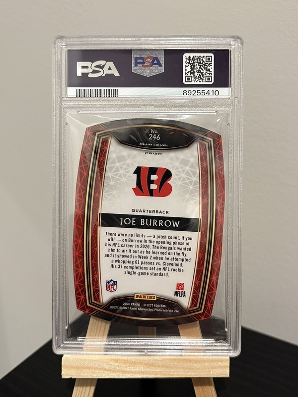 Joe Burrow Rookie Club Level Purple Prizm Die-Cut 2020 Panini Select #246 PSA 9 view 2