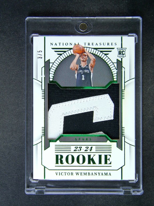 2023-24 National Treasures Victor Wembanyama #154 RC Rookie Patch Emerald /5