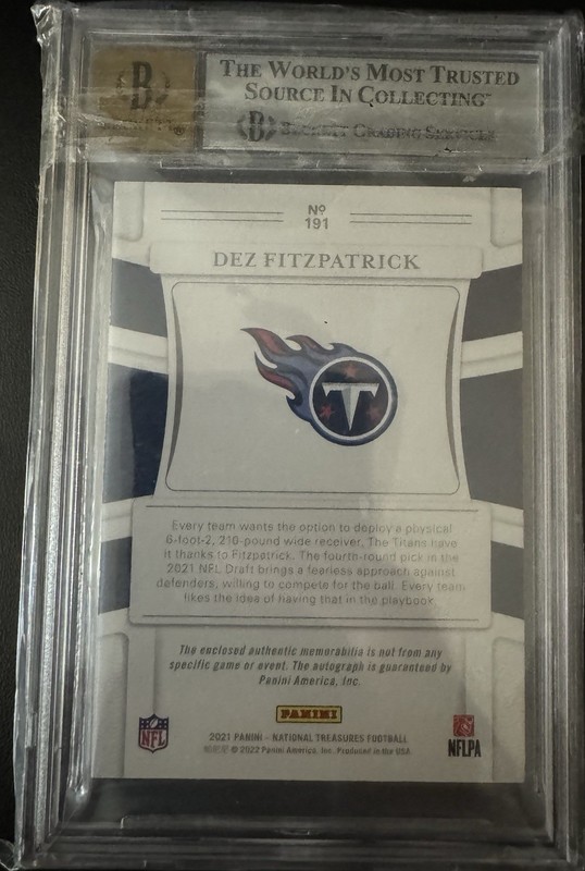 Dez Fitzpatrick 2021 National Treasures Platinum NFL Shield RPA 1/1 view 2