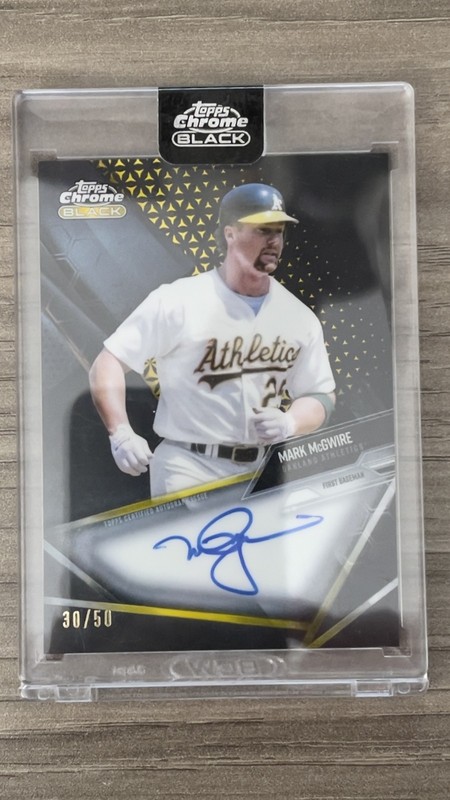 2021 Topps Chrome baseball Black - Auto Mark McGwire #CBA-MM Gold Refractor /50 