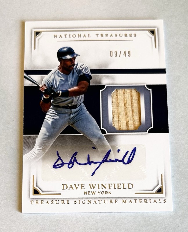 Dave Winfield 2017 National Treasures Signature Materials #/49 Relic Auto HOF view 2