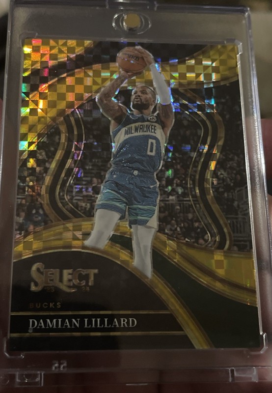 2023-24 Panini Select Courtside Damian Lillard Gold  /10 !PSA 10 Contender!