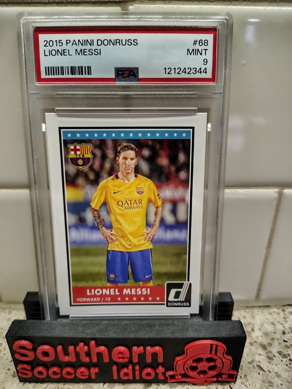 2015 Panini Donruss - Lionel Messi #68 Base PSA 9 ⚽🔥🐐 Barcelona 