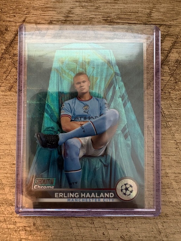 2022 Stadium Club Chrome Erling Haaland Aqua Wave Refractor /275 Color Match