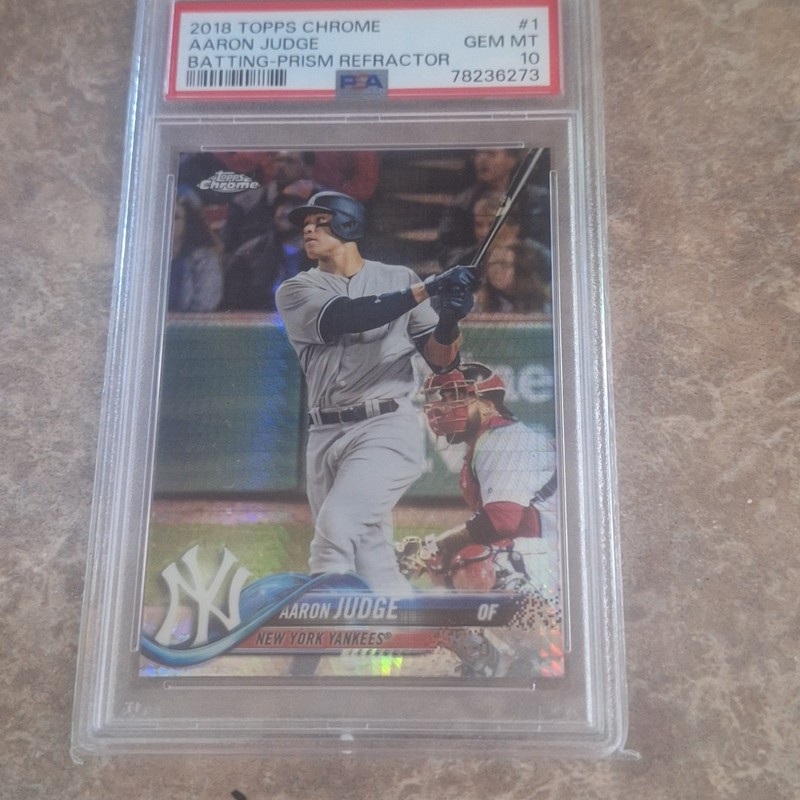 2018 Topps Chrome - Aaron Judge #1 Batting Prism Refractor PSA10 Gem MT