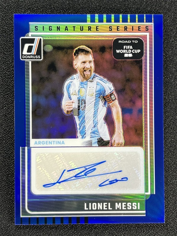 2025-26 Donruss FIFA World Cup Lionel Messi Blue Signature Series Auto /199 &002