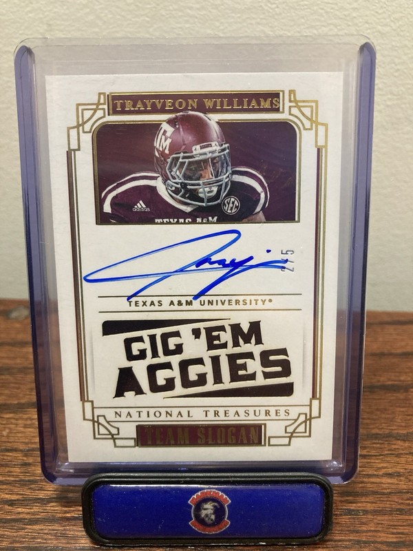 Trayveon Williams2019 National Treasures Team Slogan Patch Auto /5 TA&M "Gig Em"