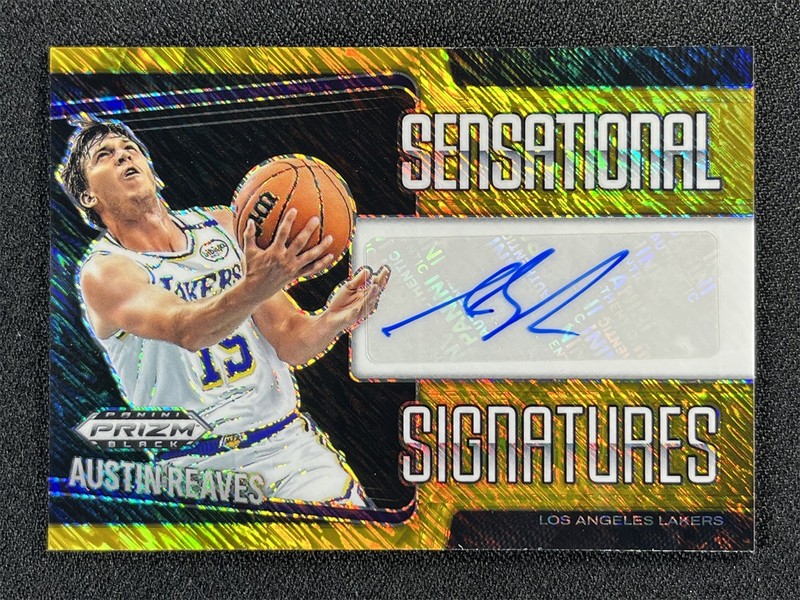 2024-25 Panini Prizm Black Austin Reaves Gold Shimmer Prizm Sensational Auto /10